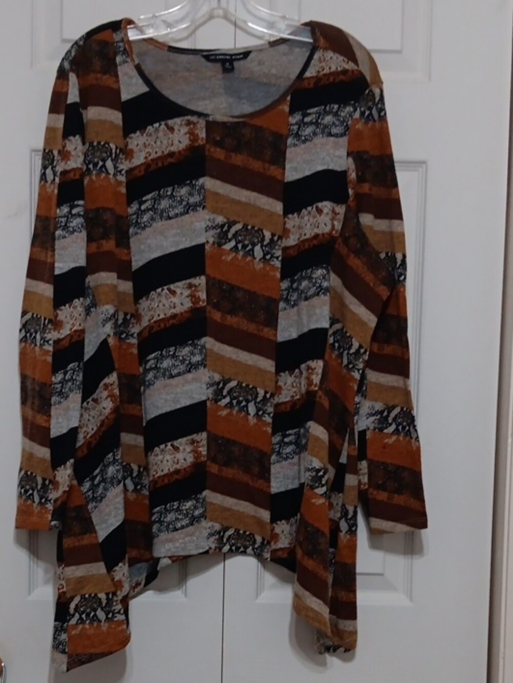 Zac & Rachel Brown Multi Chevron-Striped Long Sleeve Top